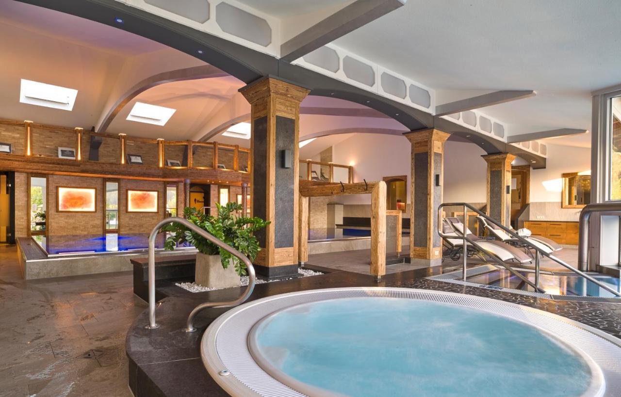 Kristall- & Vitalhotel Bergknappenhof بودنمايس المظهر الخارجي الصورة