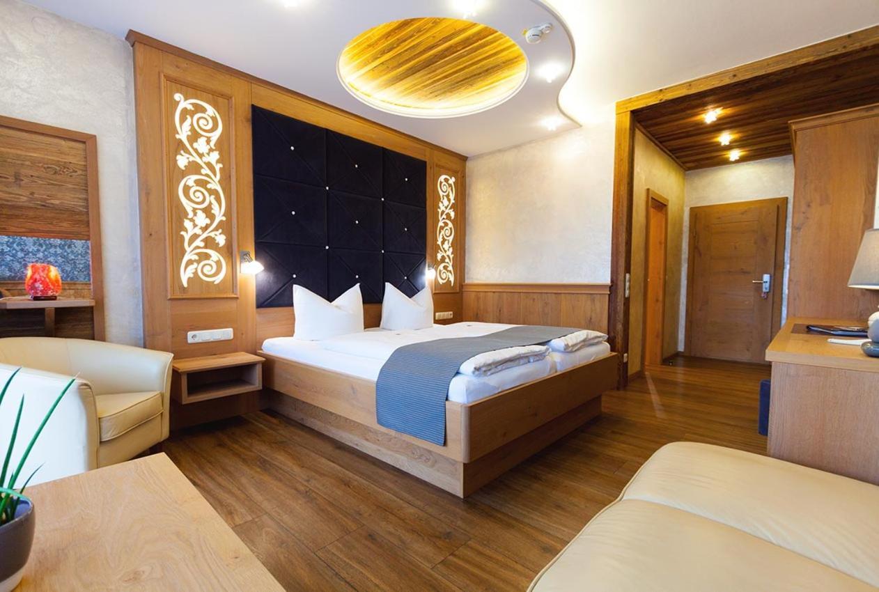 Kristall- & Vitalhotel Bergknappenhof بودنمايس المظهر الخارجي الصورة