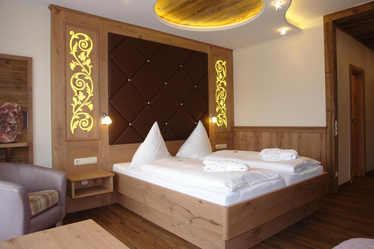 Kristall- & Vitalhotel Bergknappenhof بودنمايس المظهر الخارجي الصورة