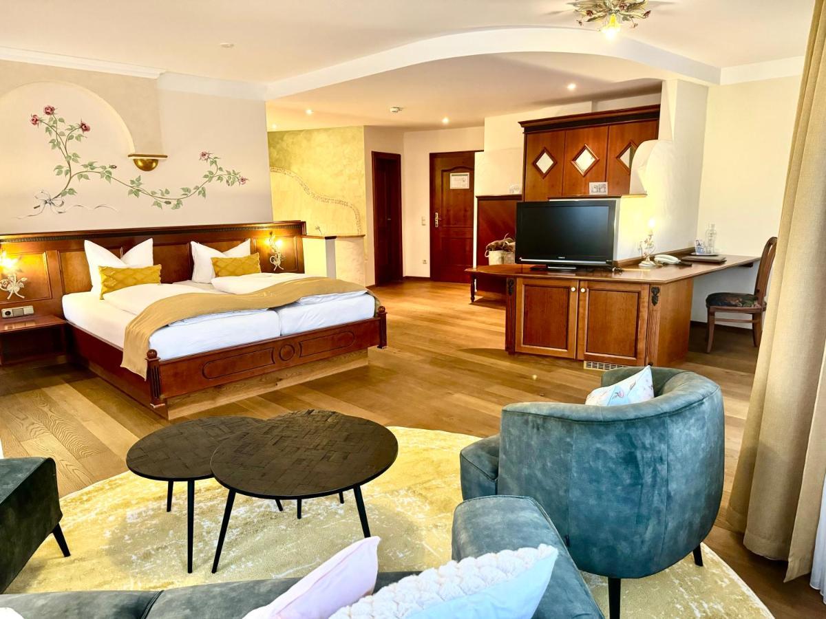 Kristall- & Vitalhotel Bergknappenhof بودنمايس المظهر الخارجي الصورة