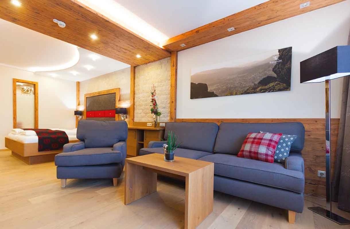 Kristall- & Vitalhotel Bergknappenhof بودنمايس المظهر الخارجي الصورة